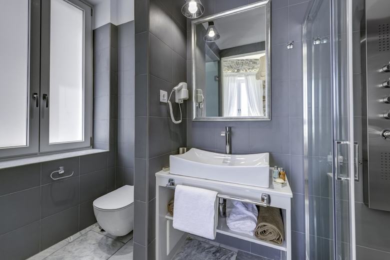 Hostal 1844 Suites