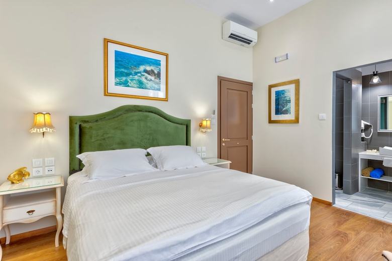 Hostal 1844 Suites