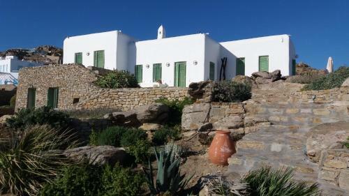Villa Ilana By The Pearls Collection