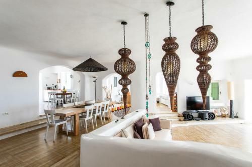 Villa Ilana By The Pearls Collection