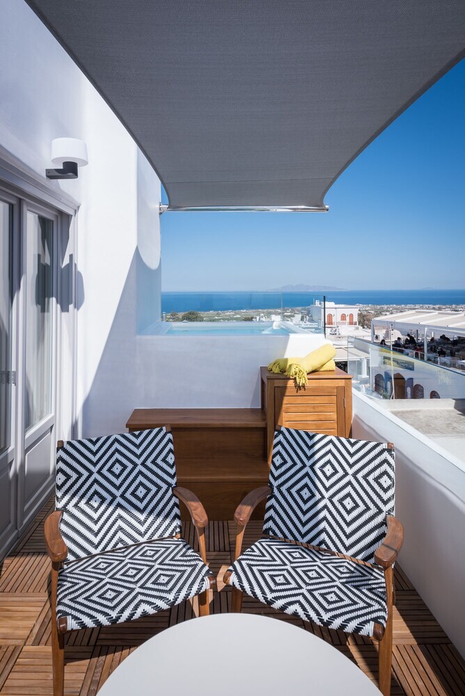 Emfasis Villa