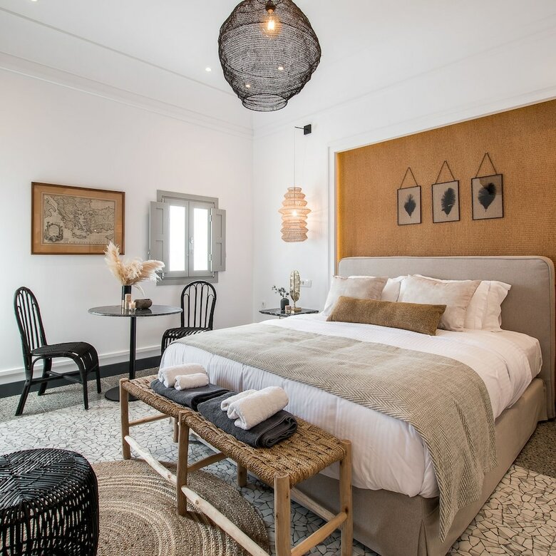 Hotel Amelot Art Suites