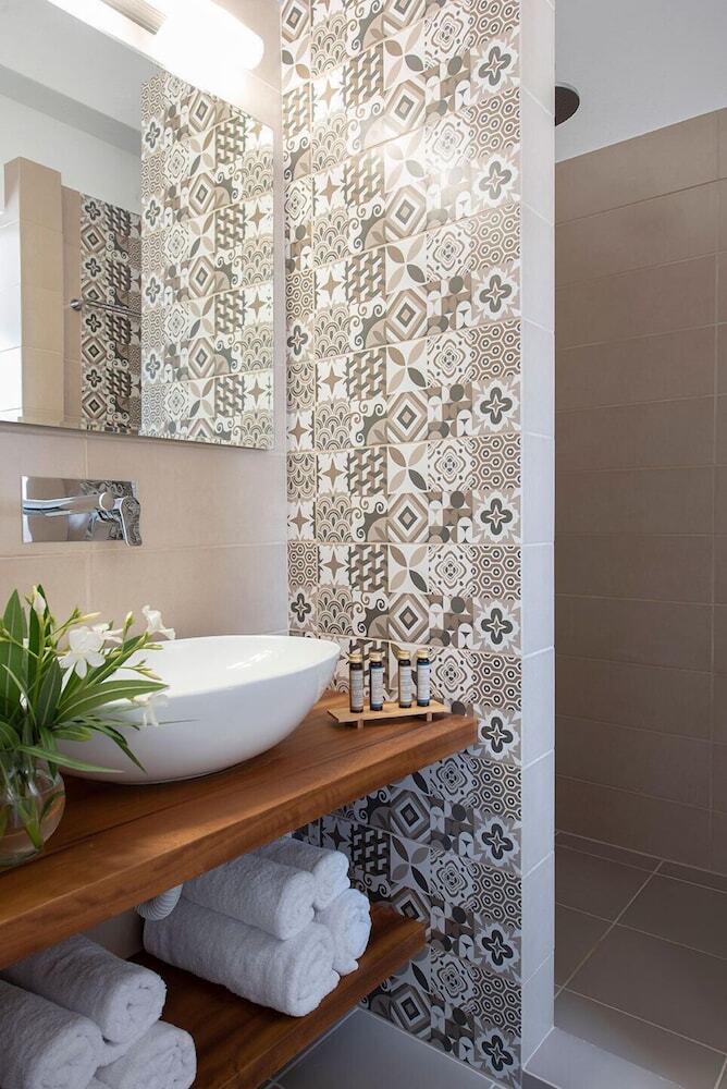 Villa Valery Suites