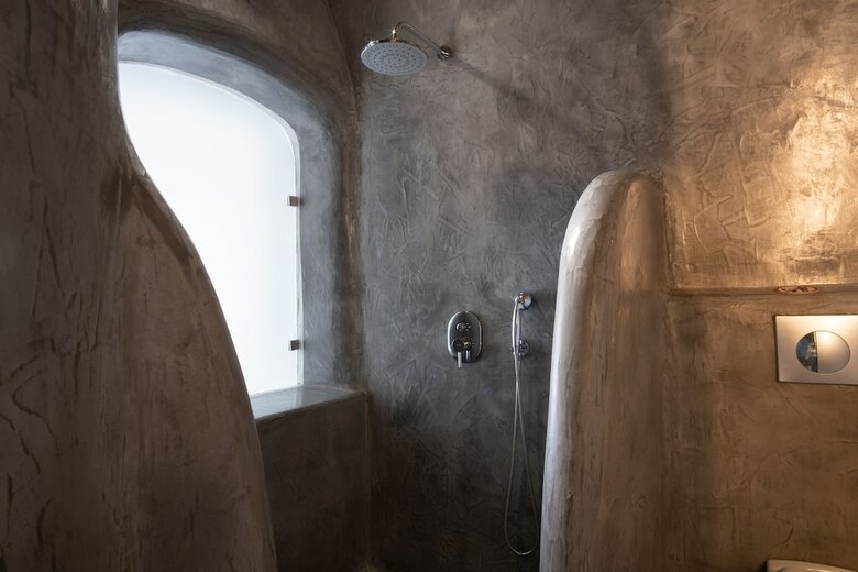 Hostal On The Cliff Suites