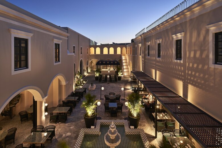 Katikies Garden Hotel - The Leading Hotels Of The World