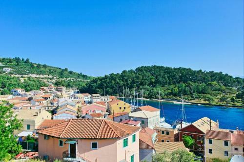 Apartamento Avgi Dio