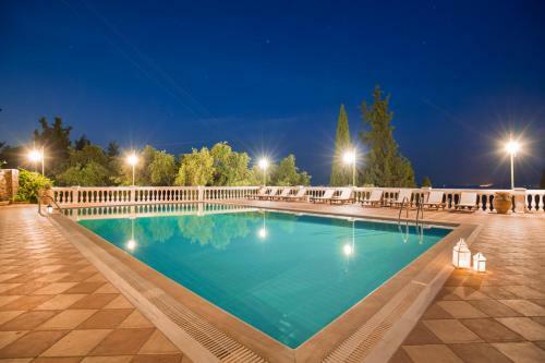 Niki Sunrise Apartments