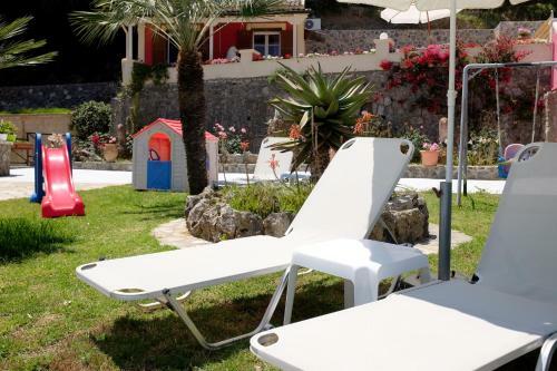Niki Sunrise Apartments