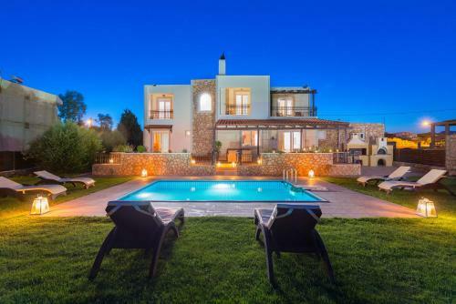 Marysol Luxury Villa