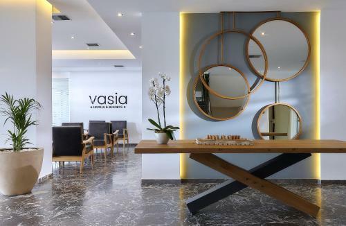 Hotel Vasia Royal