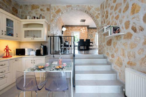 Villa Yiarios