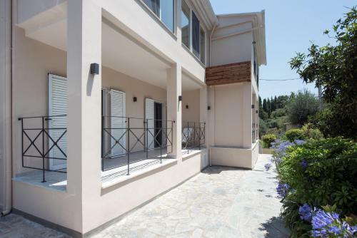 Brou's Apartments