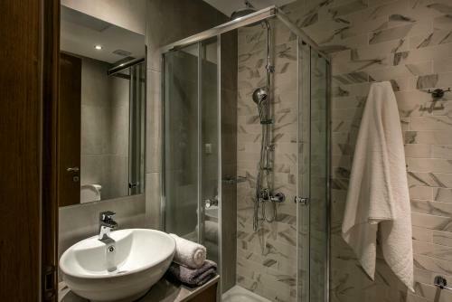 Downtown Central Apartment