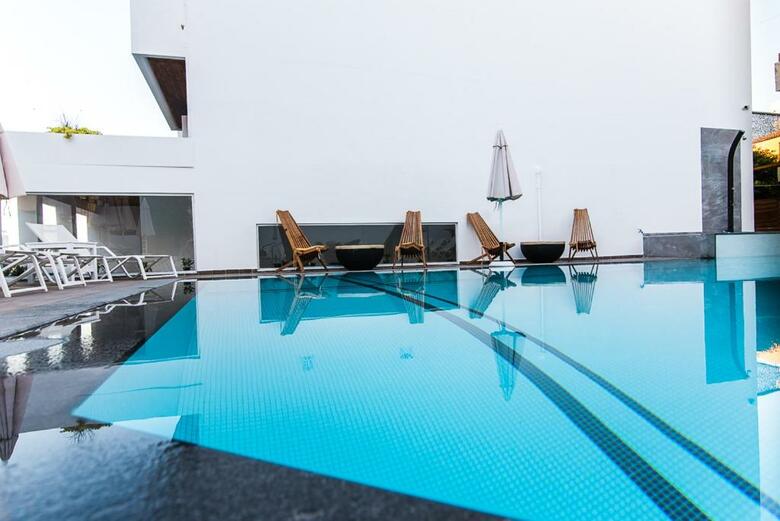 Apartamento Kahlua Sea View Suites