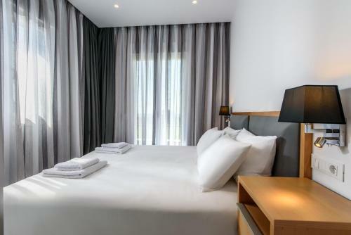 Hotel Elysian Suites