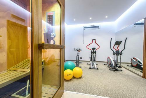 Hotel Elysian Suites