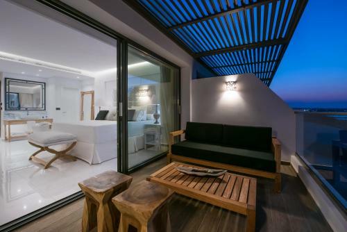 Hotel Abaton Island Resort & Spa