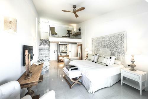 Hotel Abaton Island Resort & Spa