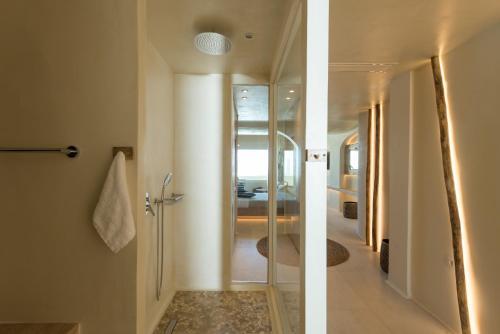 Bed & Breakfast Divelia East