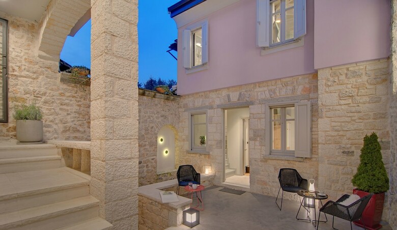 Hostal Hotel Boulgari