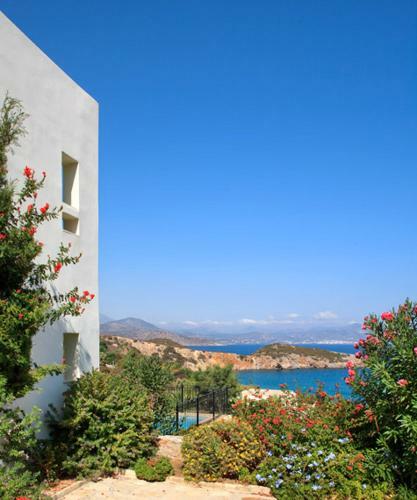 Villa Ares By Istron Collection