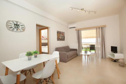 Petra Thea Apartments 2