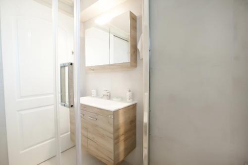 Petra Thea Apartment 3