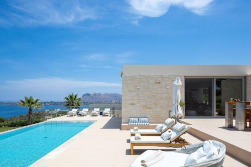 Elias Luxury Villa