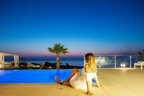 Elias Luxury Villa
