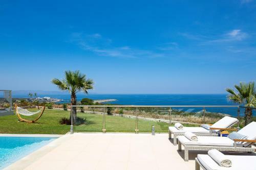 Elias Luxury Villa