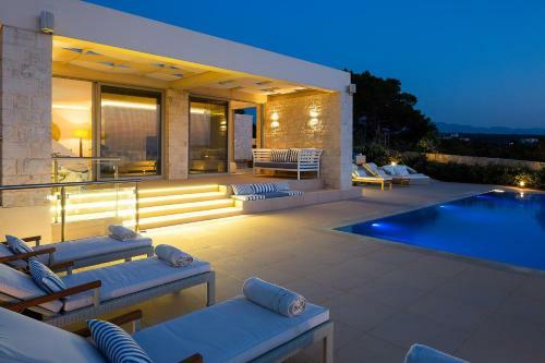 Elias Luxury Villa