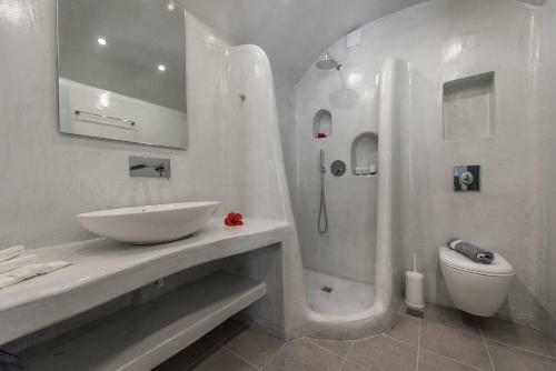 Secret Earth Villas - Santorini
