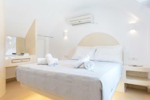 Secret Earth Villas - Santorini