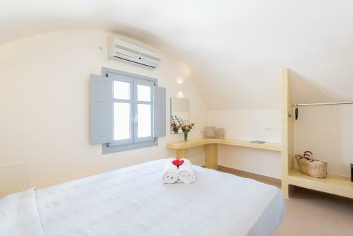 Secret Earth Villas - Santorini