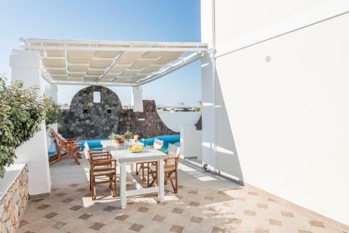 Secret Earth Villas - Santorini