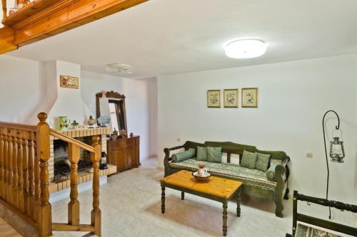 Agroturismo Mertonas Villa