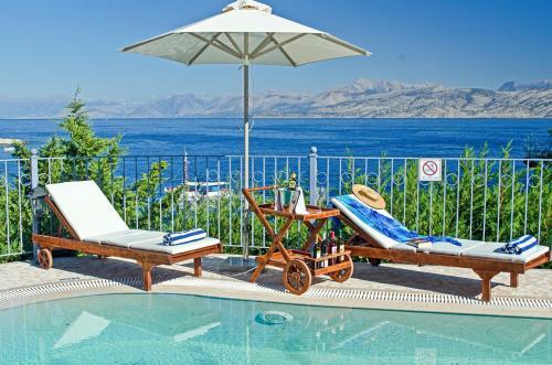 Kassiopi Villa Sleeps 10 Pool Air Con