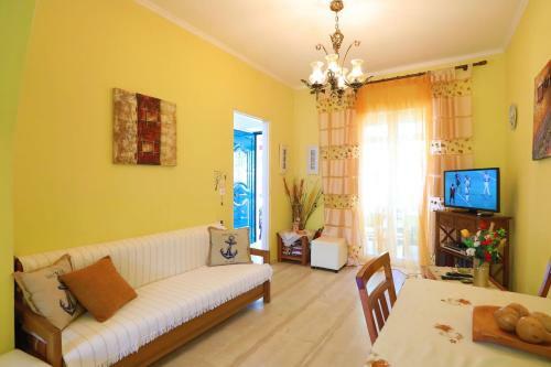 Beach House Varvara