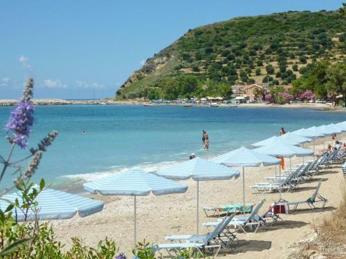 Kato Kateleios Villa Sleeps 6
