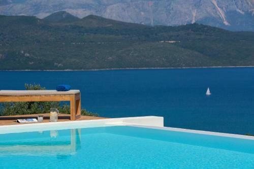 Rachi Sea View Villas