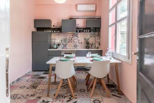 Artista Apartment