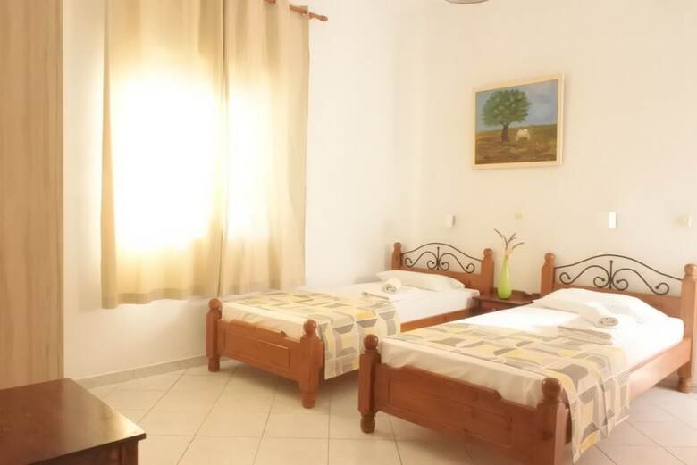 Hostal Fardini Seaside Hotel
