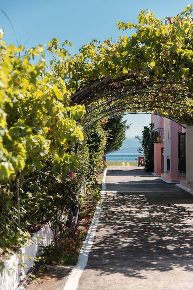 Hostal Fardini Seaside Hotel