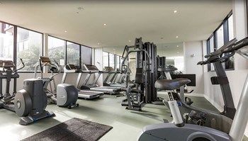 Hotel Melbourne Short Stay Apartments On Whiteman