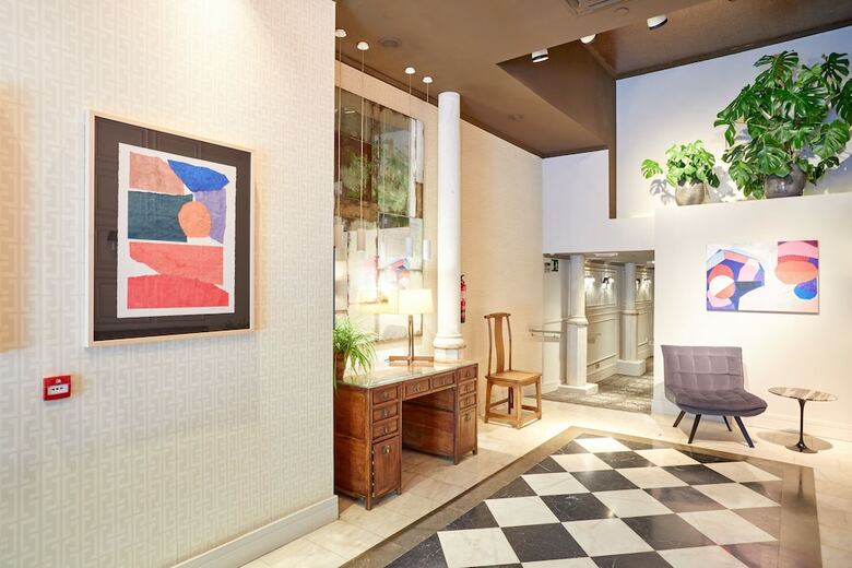 Hotel Vasanta Powered By Sonder
