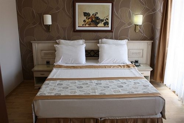 Hotel Romance Beach