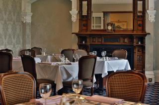Best Western Oaks Hotel