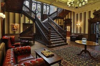 Best Western Oaks Hotel