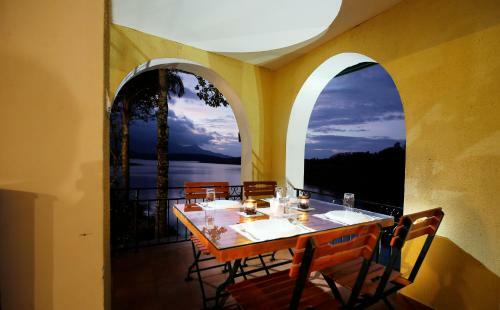 Hotel Vista Del Lago