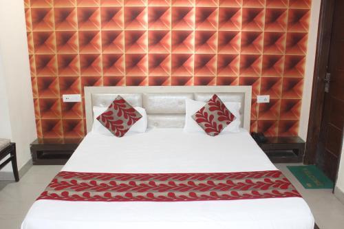 Hotel Parkside Grand Navjyoti